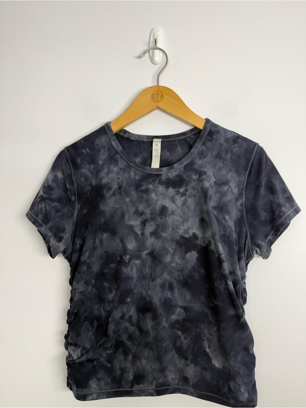 147: Lululemon All It Takes Short Sleeve Diamond Dye Pitch Grey Graphite Grey 10